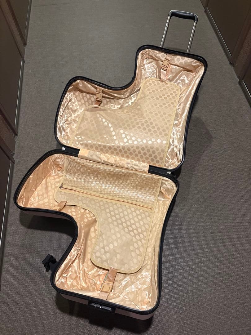 【美品】noricco ノリッコ　子供が乗れるキャリーケース　ピンク