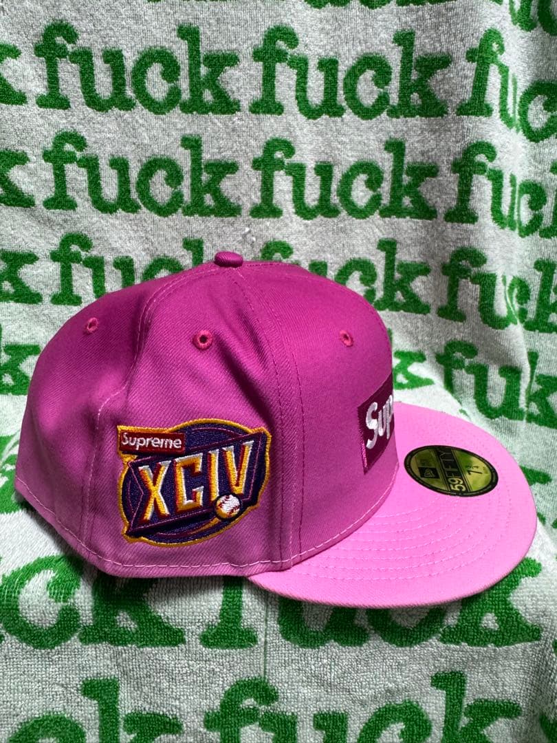 ニューエラ supreme Gradient Box Logo New Era