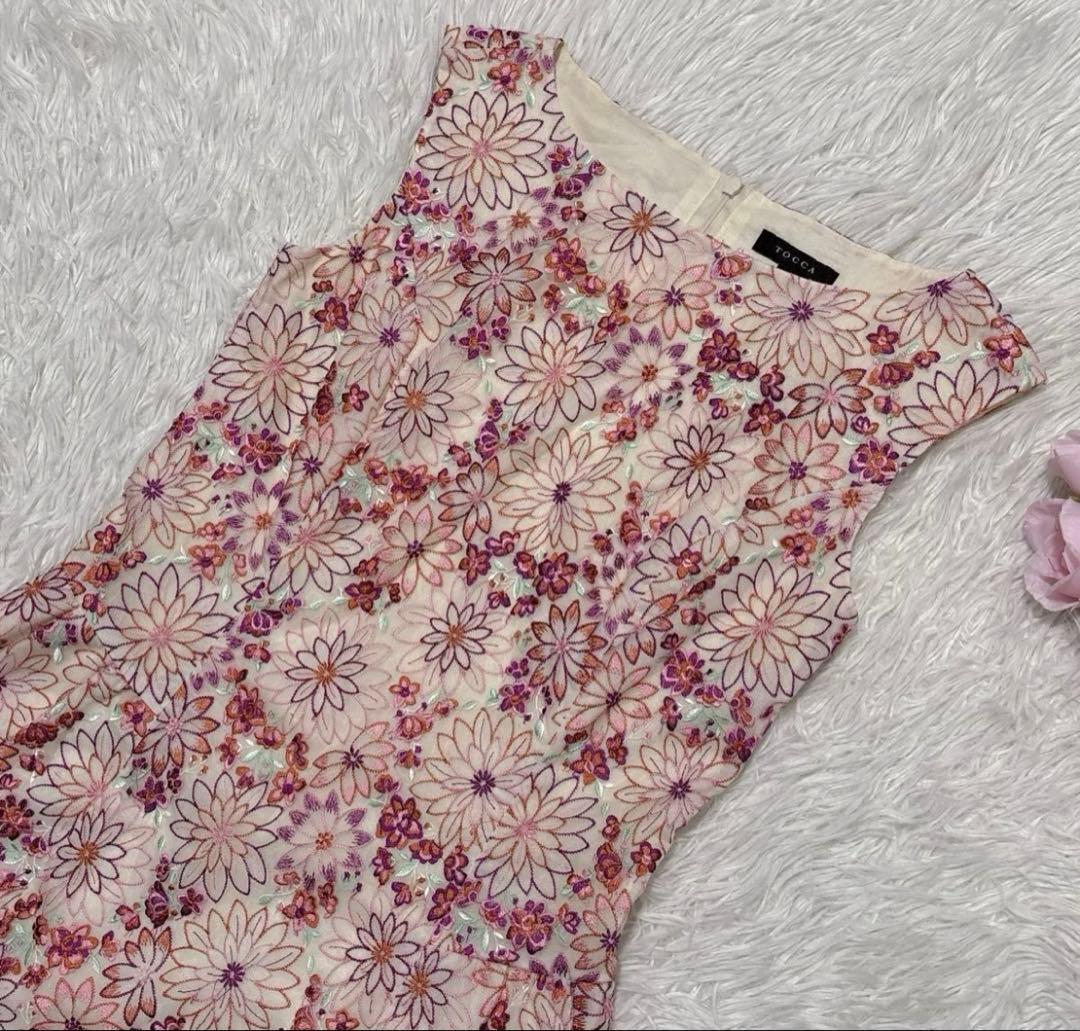 トッカ 花柄　総刺繍 ノースリーブ ワンピース　ピンク系 総柄　S相当