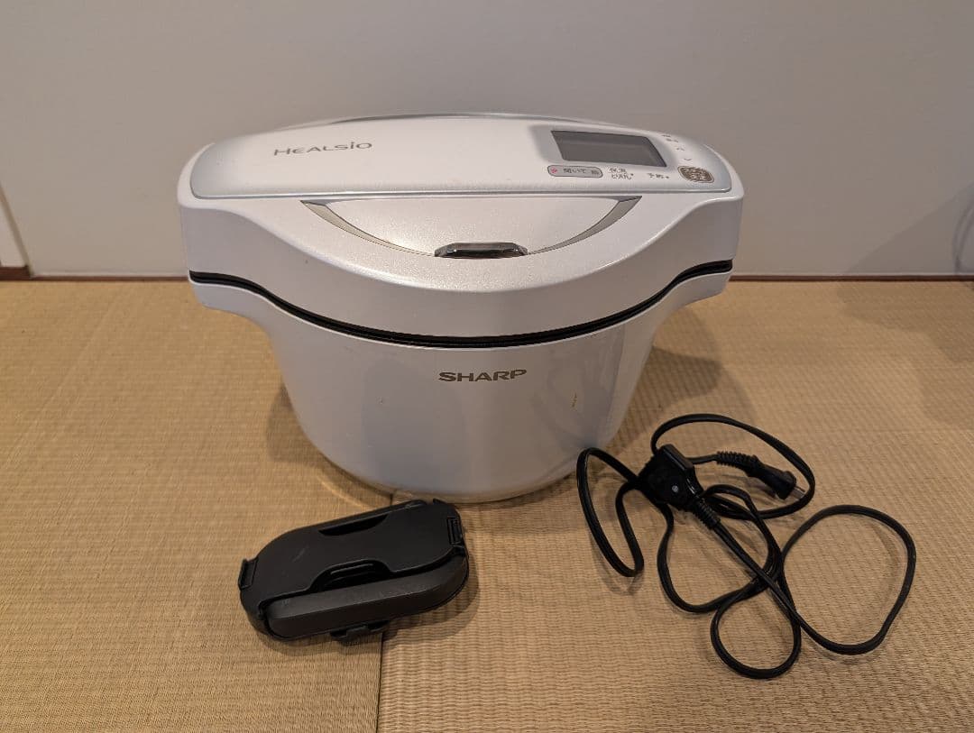 ヘルシオ　ホットクック　HEALSIO KN-HW16D