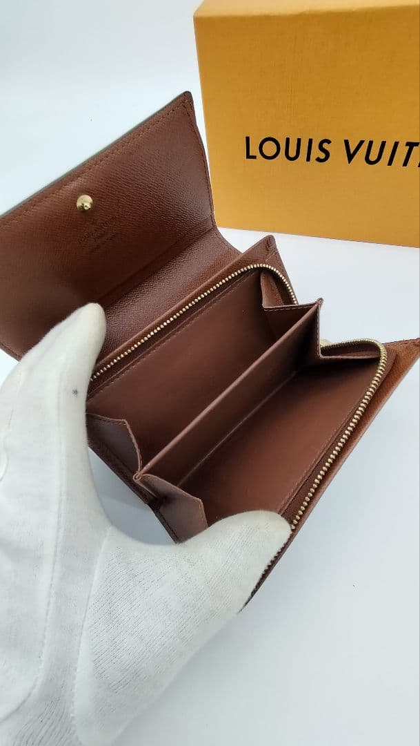 Louis Vuitton ポルトモネビエ・トレゾールモノグラム