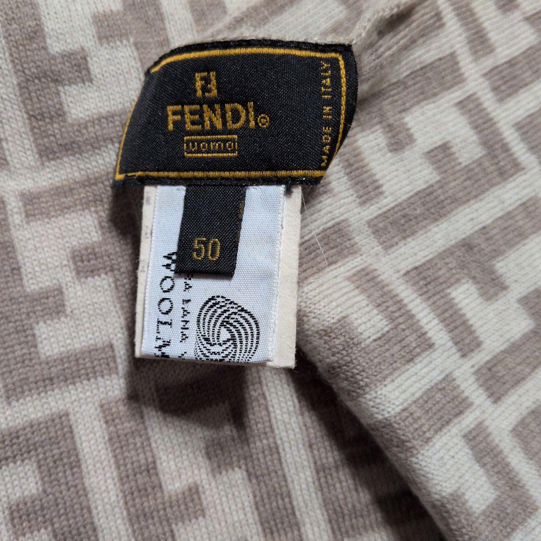 Fendi マフラー ロゴ