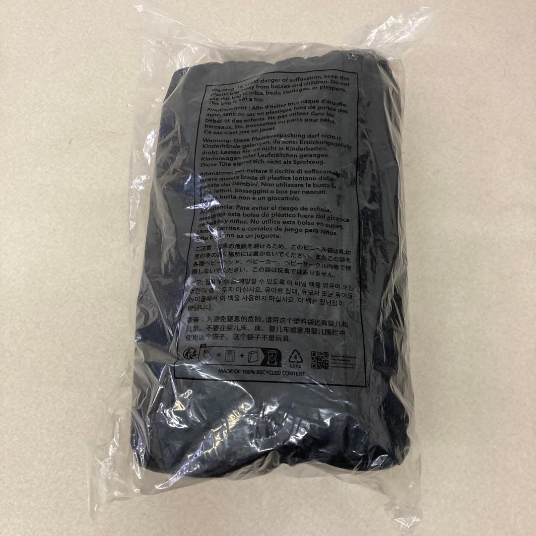 【新品未使用】patagonia ブラックホールダッフル70L 黒
