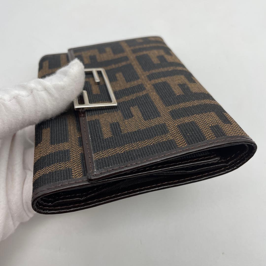 ☆新品未使用☆FENDI☆フェンディ☆三つ折り財布☆