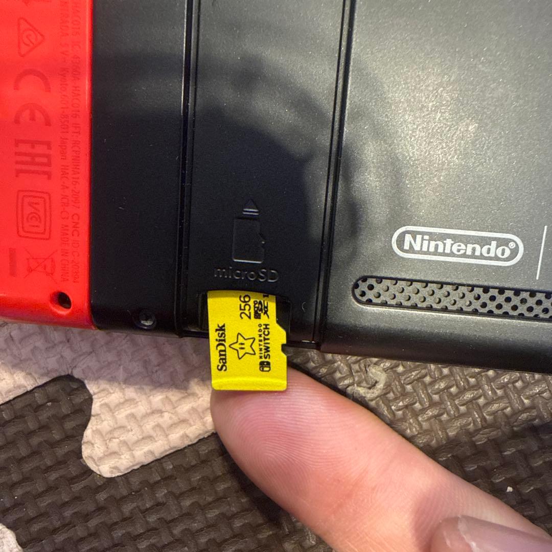 Nintendo Switch 本体 青/赤 Joy-Con 256GB SD