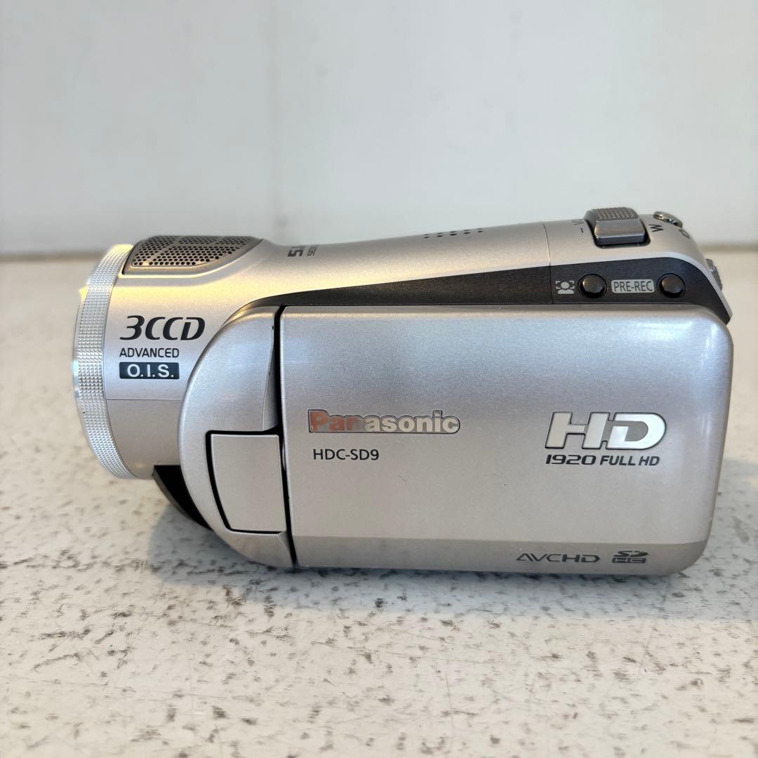 SALE中　ビデオカメラPanasonic HDC-SD9 3CCD