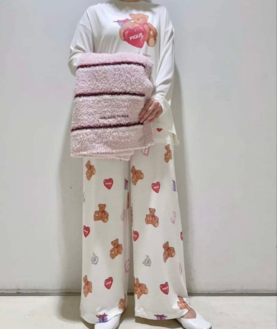 ＊未開封＊フェイバリット ワンポイント ロンT & ロングパンツ 上下セット