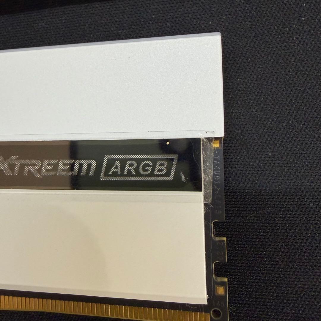 ぴ*ぅ様 T-FORCE XTREEM DDR4 32GB 8GB 4枚 320