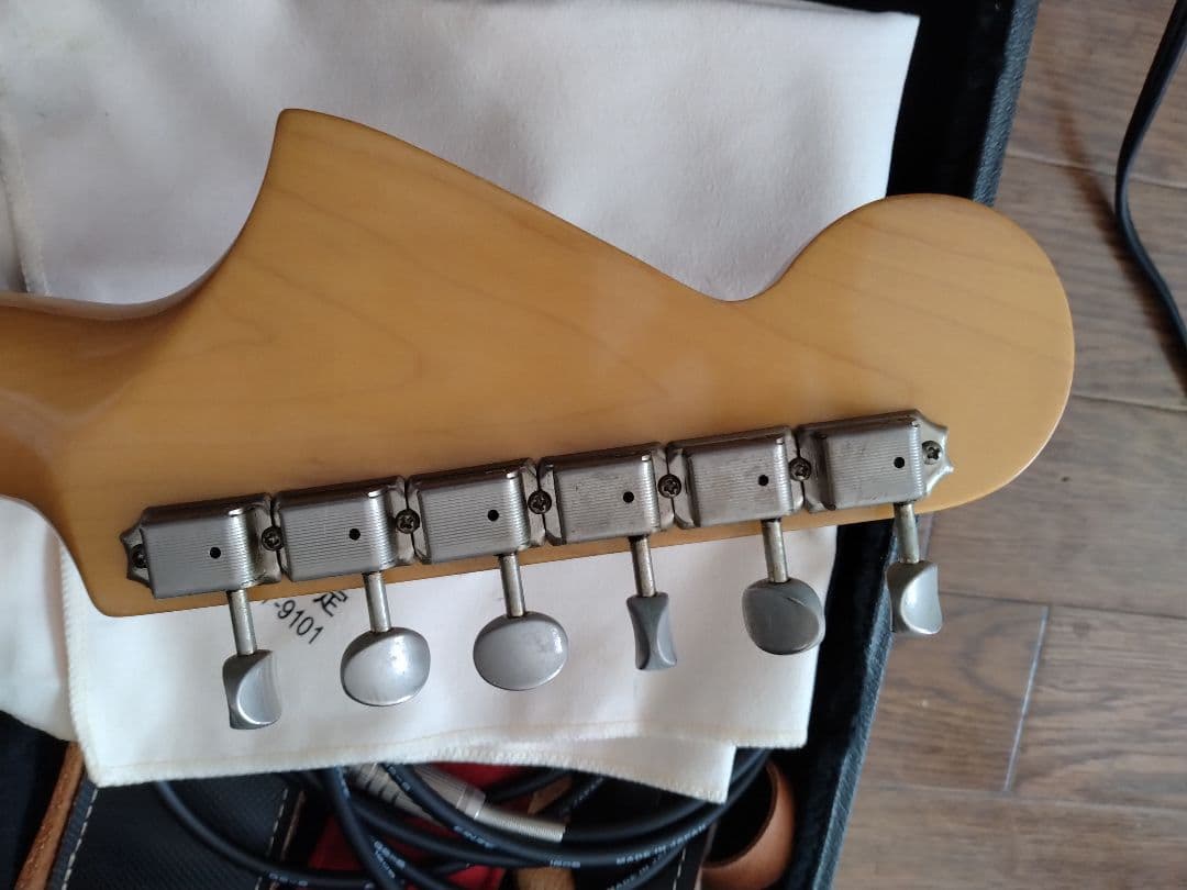 Fender　JAPAN　JAGUAR