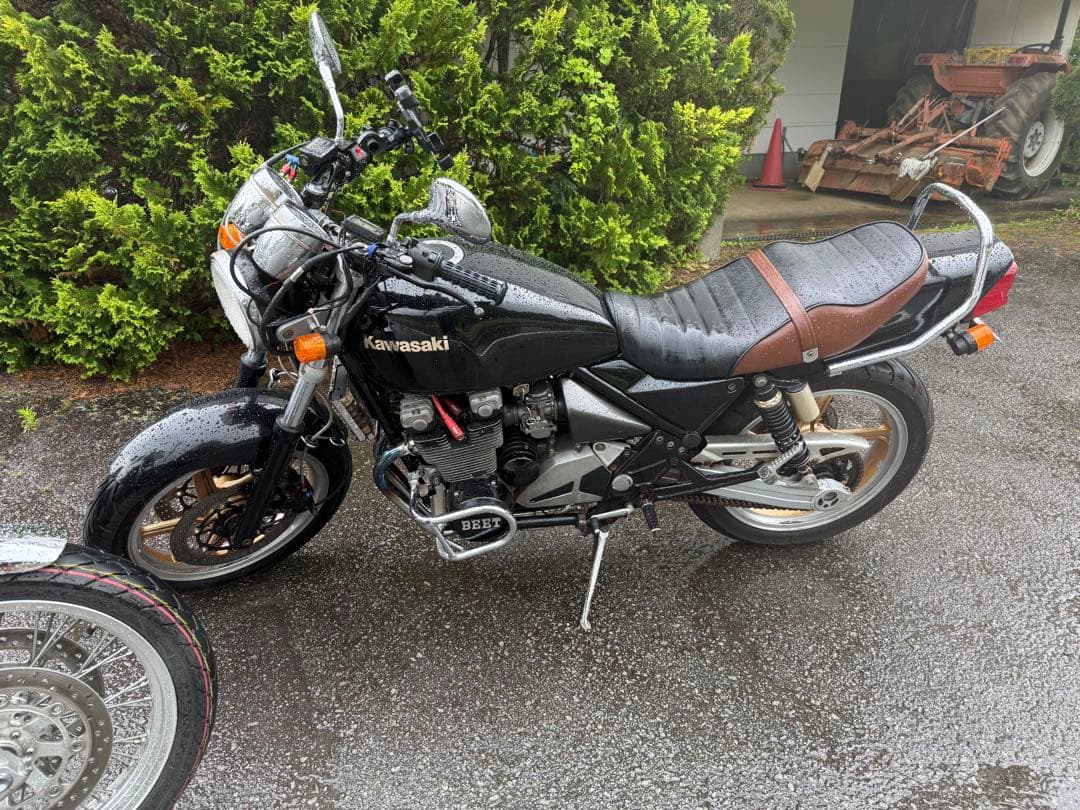 ゼファー400前期 タックロール シート
