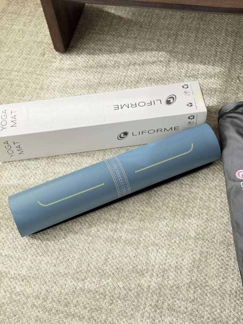 LIFORME ヨガマット ブルー 収納ケース付き