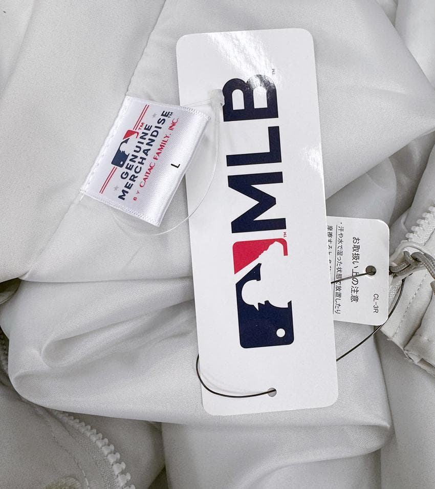 新品タグ付 MLB ドジャース 中綿ウインド防風ジャケット大谷翔平【L】