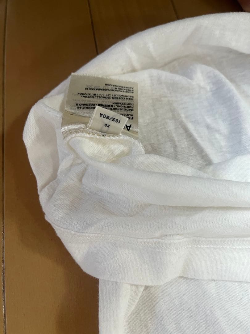 Acne Studios ホワイト Tシャツ FN-WN-TSH000197