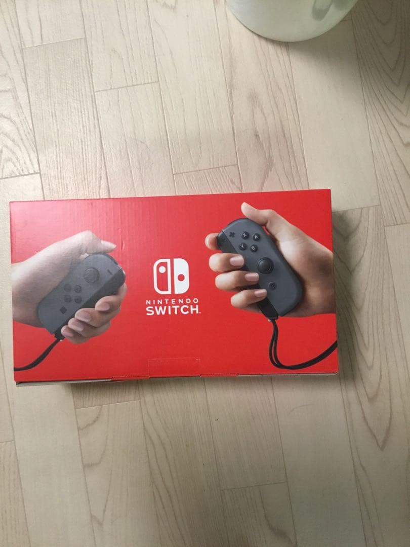 ［新品未使用］任天堂Switch 本体 グレー