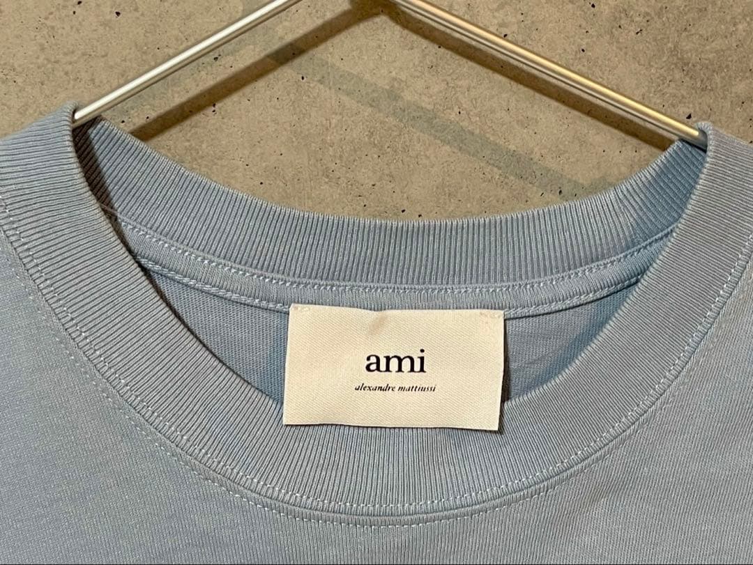 ami Paris ライトブルー Tシャツ ハートプリント