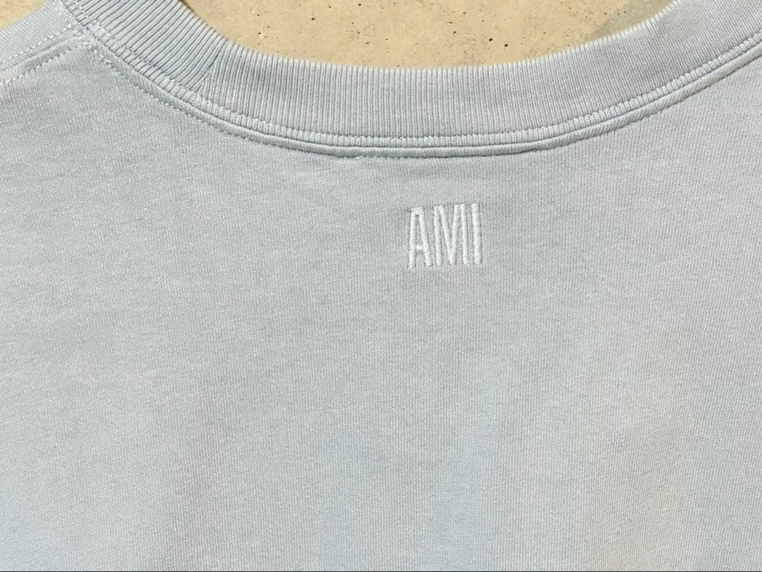 ami Paris ライトブルー Tシャツ ハートプリント