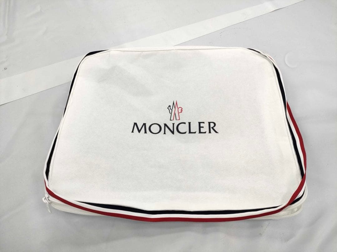 ✨極美品✨MONCLER モンクレール ロゴ Tシャツ ブラック 保存袋