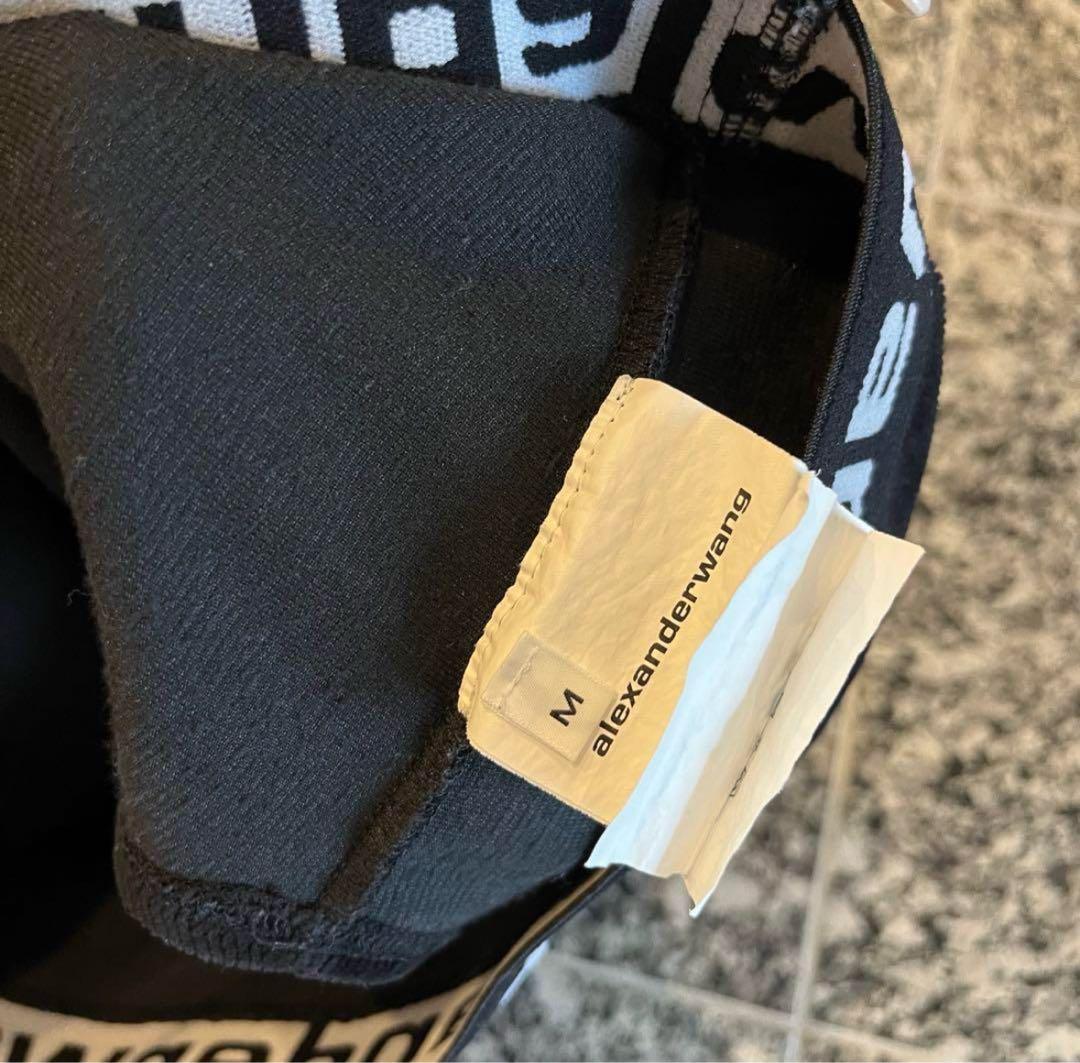 alexanderwang ブラック ハイネック クロップトップ