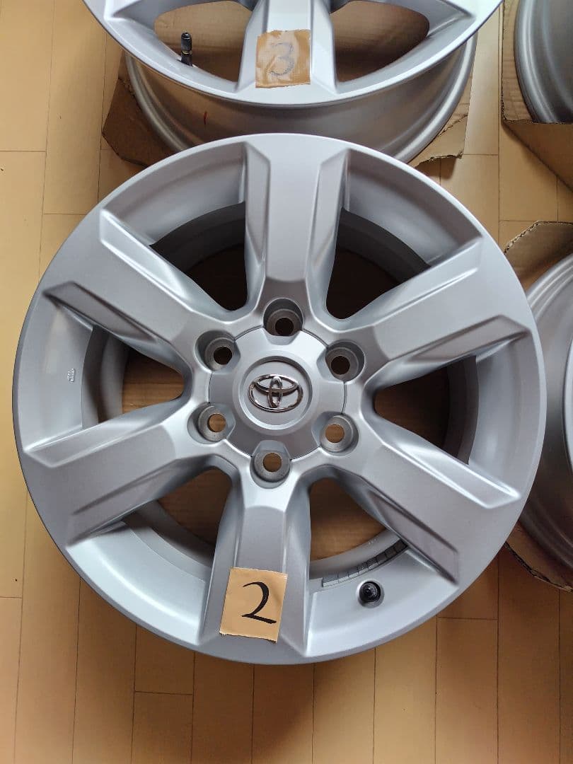 トヨタ プラド純正TOYOTAプラド　純正ホイール　 17×7.5j 4本セット