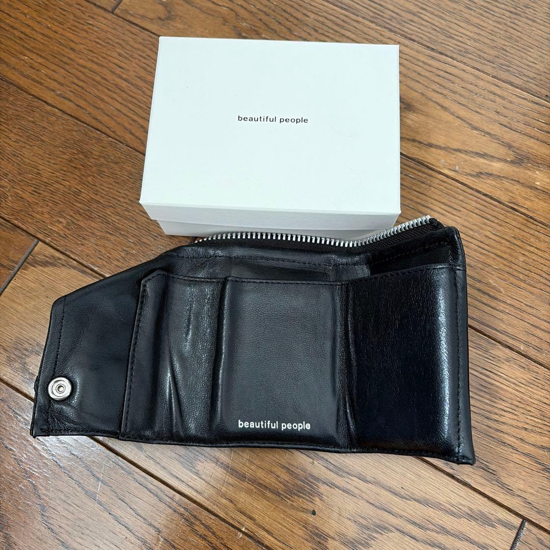 beautiful people ブラック 三つ折り財布 箱付き