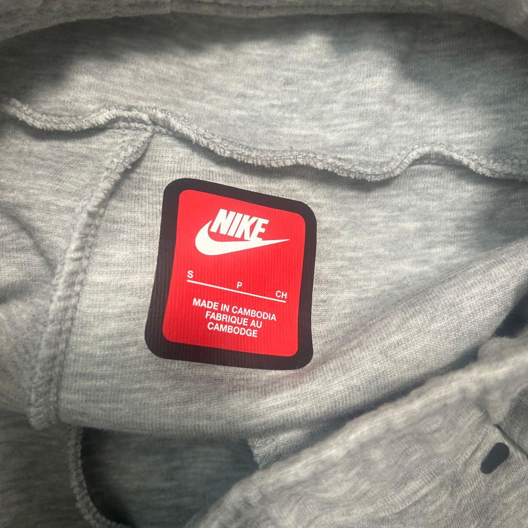 「美品」即購入〇テックフリースNike Sサイズ