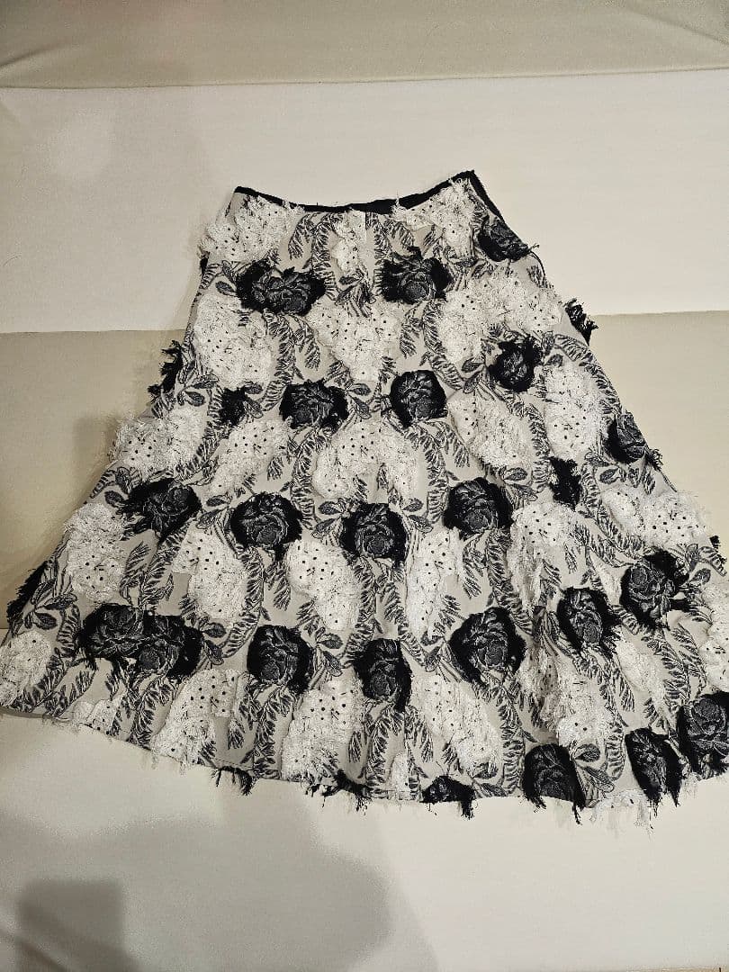 Audie a Muses フラワージャガードスカート