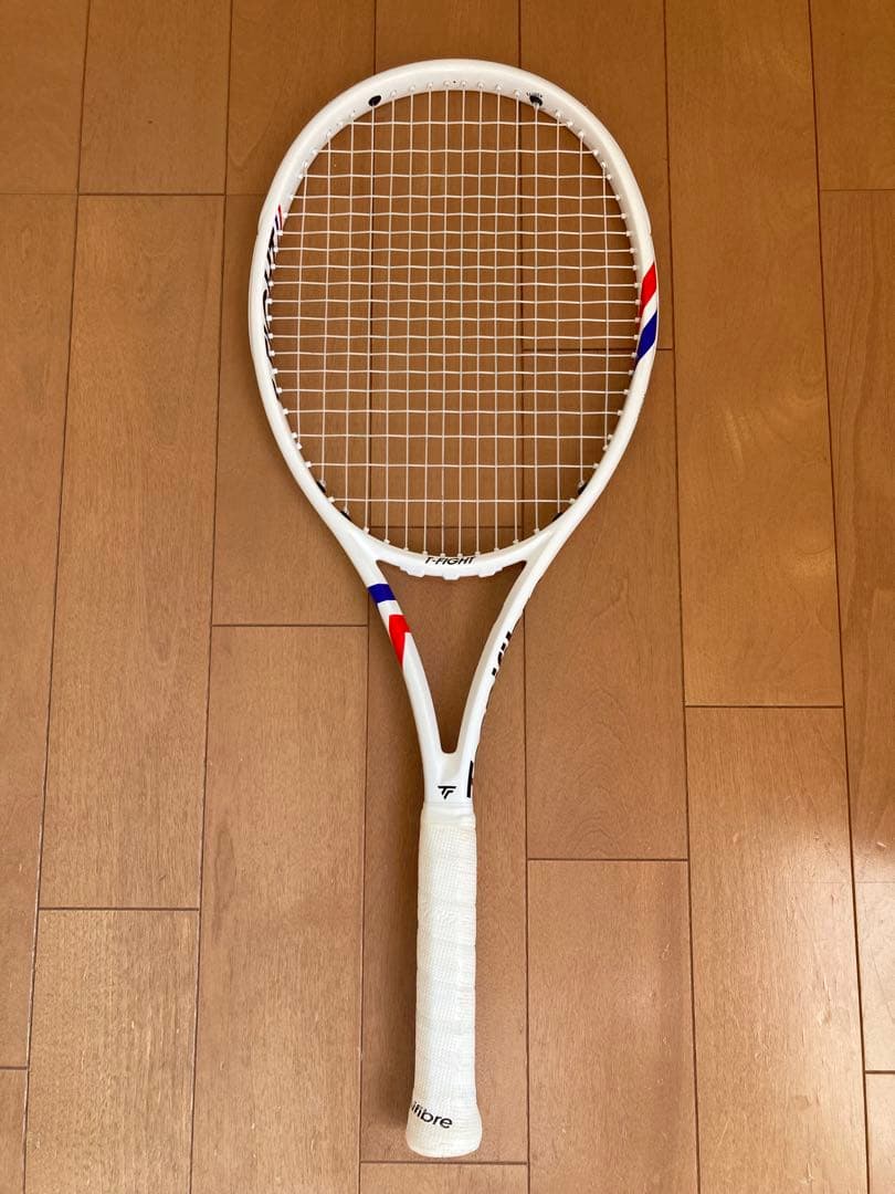 美品2025年 TecnifibreT-FIGHT 300S G2 98インチ