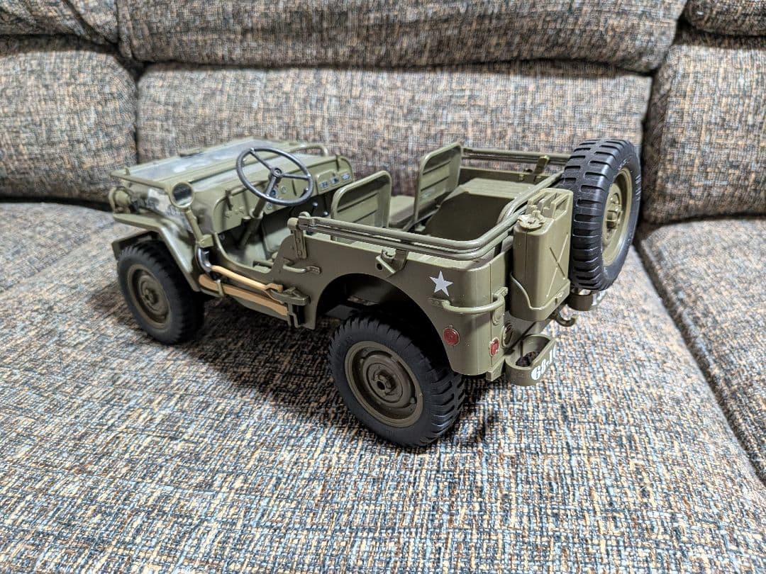 新品1/10 JJRC C8815 ウィリスジープ　メタルペラシャ付き