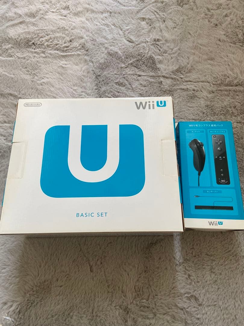 Wii Uベーシックセット　Wiiリモコンプラス追加パック　リモコン　ヌンチャク