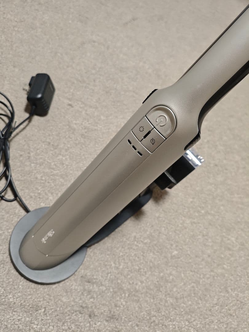 WV406JGG Shark ハンディクリーナー本体 充電スタンド付き