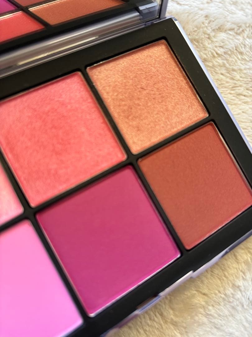 nars チークパレット　限定2025