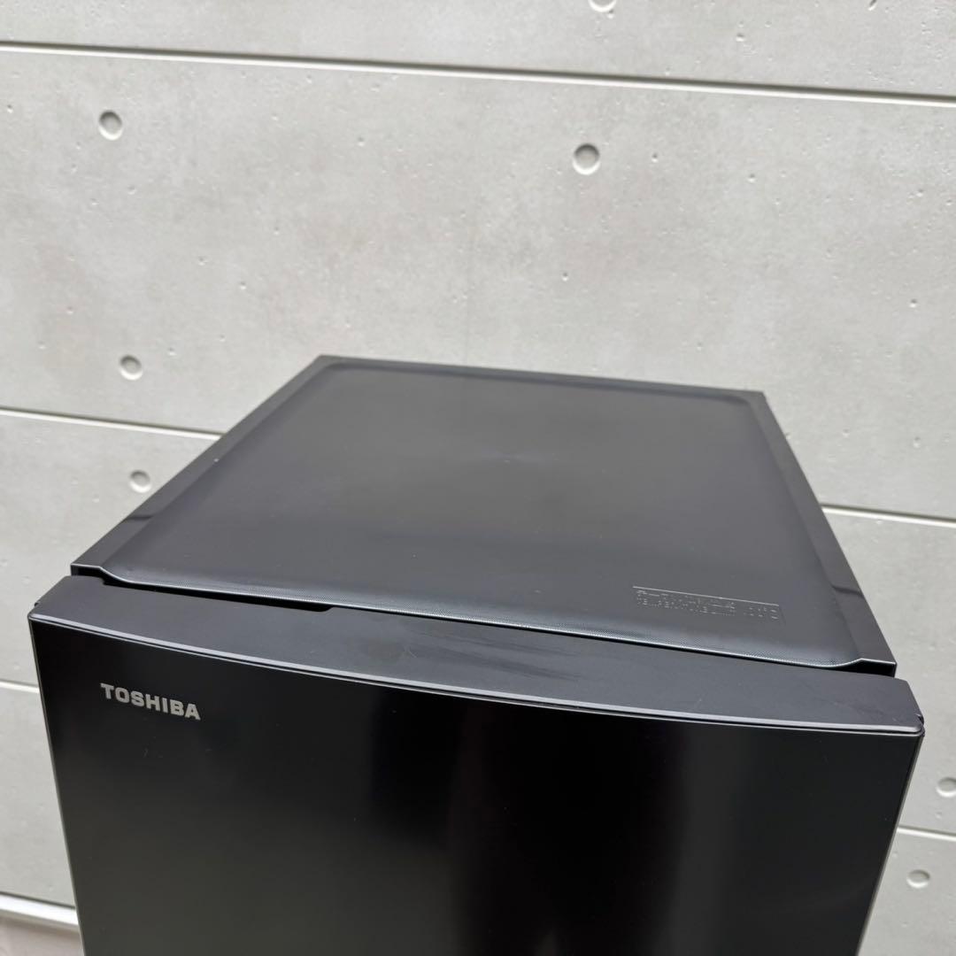 266⭐️2024年製美品★東芝　冷蔵庫　ブラック　黒　自動霜取り　一人暮らし