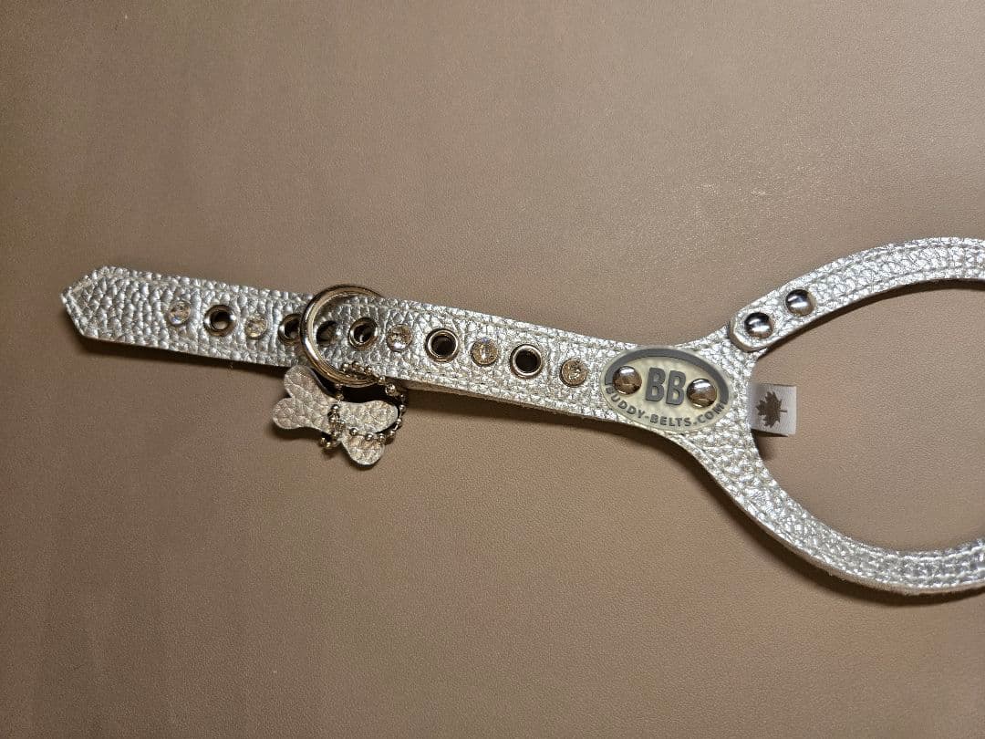 最終お値下げ　Buddy Belt 小型犬用ハーネス シルバー(新品)