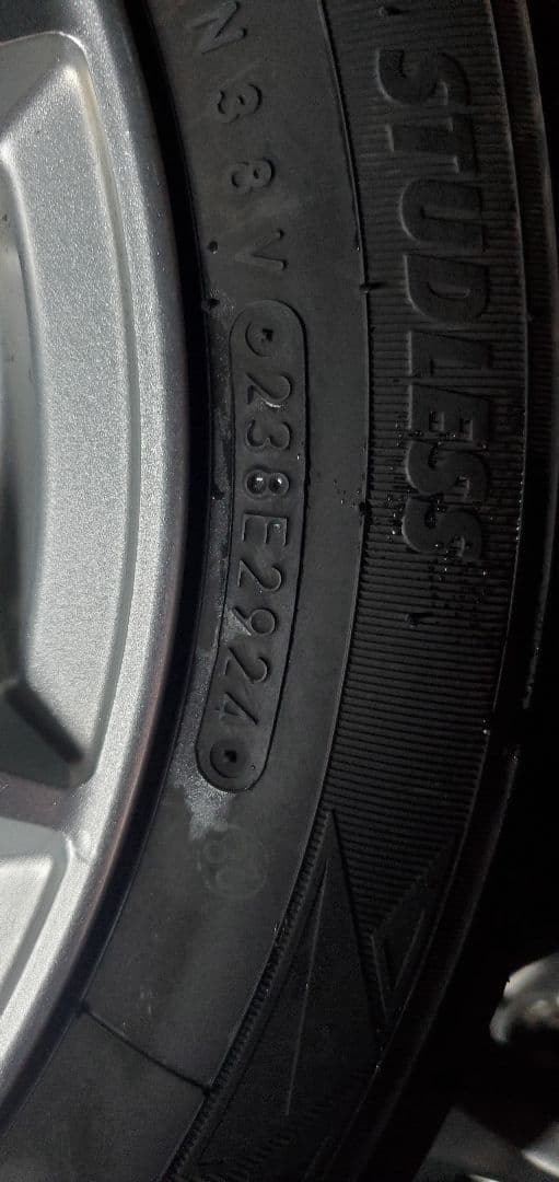 新品スタッドレストーヨーGIZ3新品バルブ　ホイールセット155/65R14②