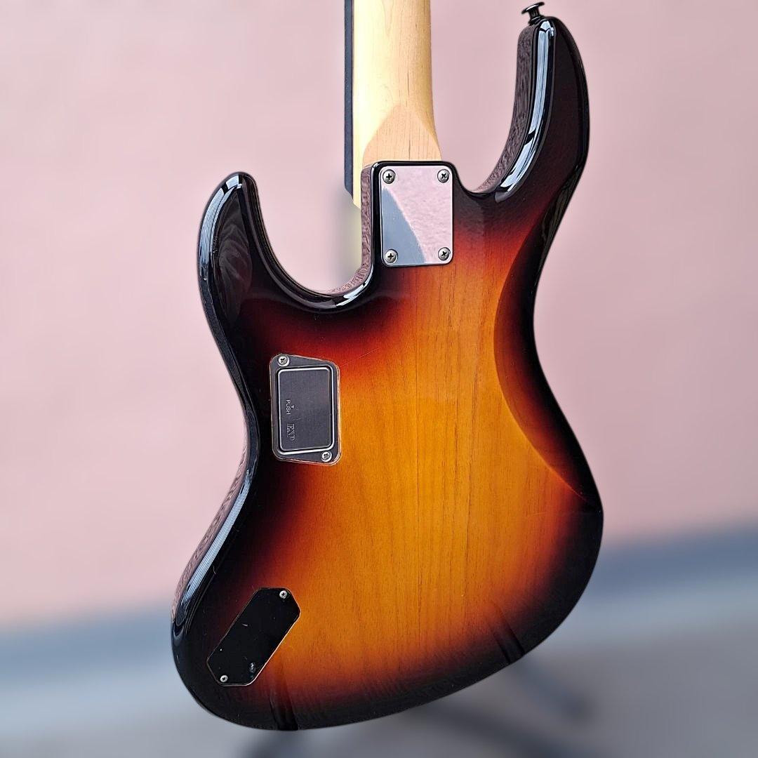 ■edwards E-AM-120R AMAZE アメイズ エドワーズ ジャズベ
