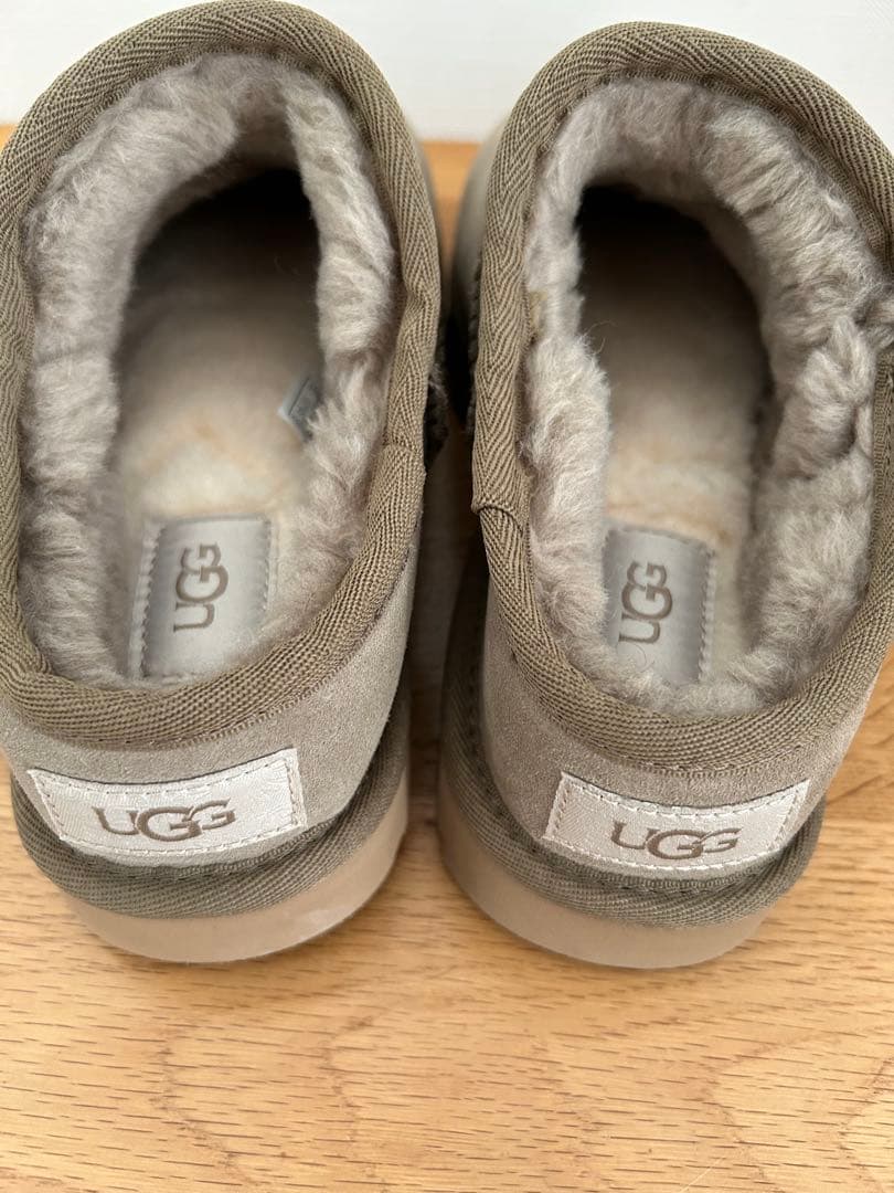 FRAMeWORK フレームワークUGG CLASSIC SLIPPER 25