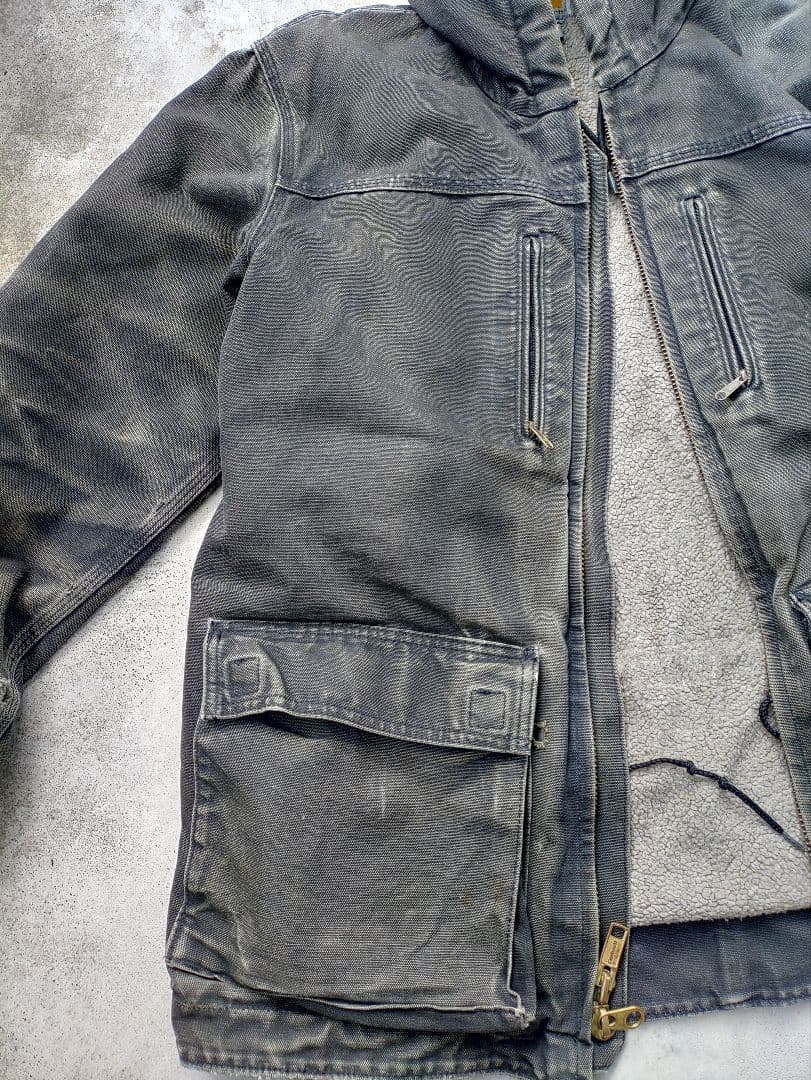鬼フェード　carhartt ジャクソンコート　ミディアム　C95
