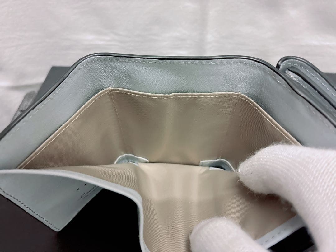 入手困難美品★ ラナイ トランジット ハワイ 三つ折り財布
