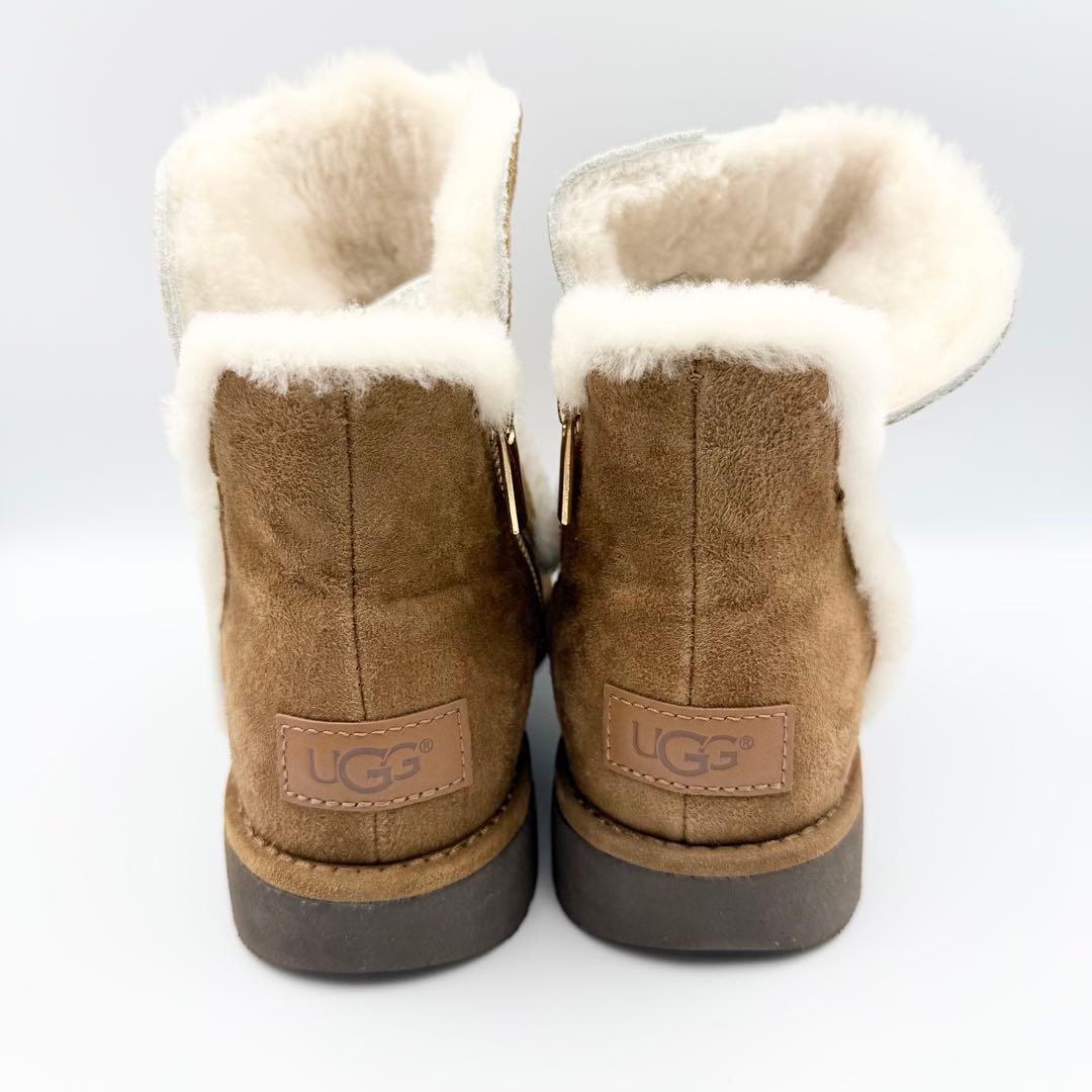 箱付き　UGG　アグ　ムートンブーツ　ラックススピルシームミニ　25cm