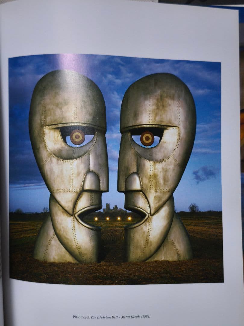 【希少】Storm Thorgerson 洋書