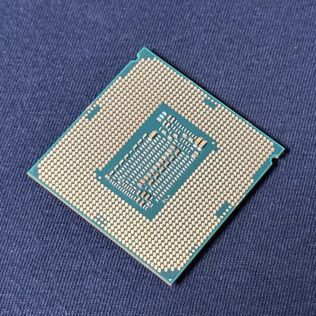 Intel Core i7-9700（第9世代CPU）