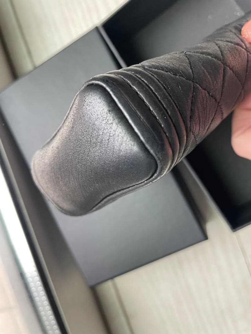 CHANEL ブラックレザー人気のラムスキン財布！美品！