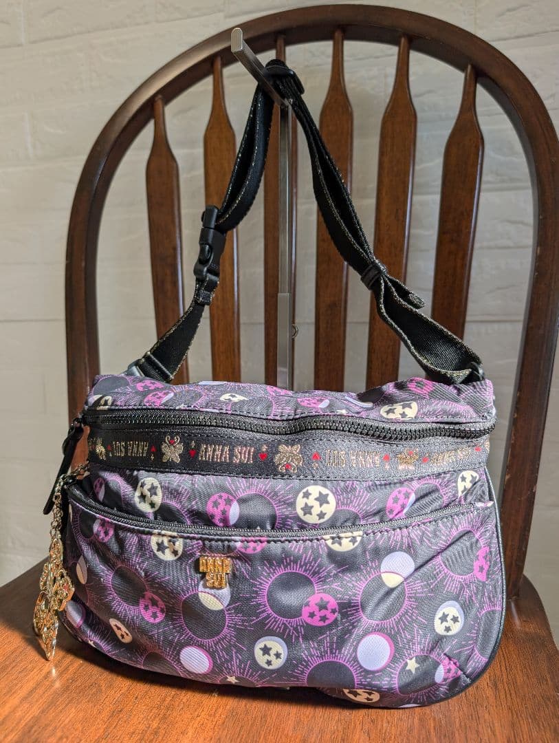 美品✨️ANASUI ボディバック バタフライチャーム 星柄 ショルダーバッグ