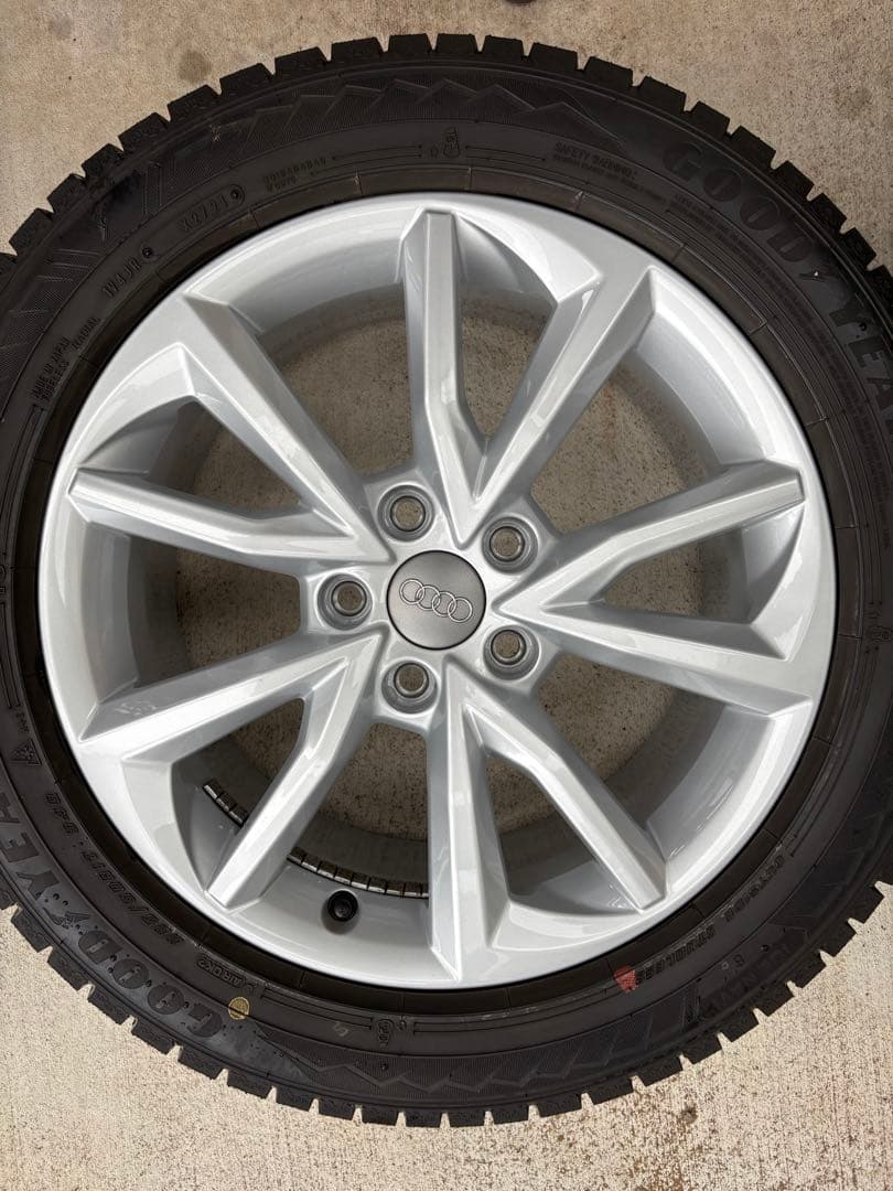 【送料込】Audi 純正TT 17インチ スタッドレスタイヤ ホイール4本set
