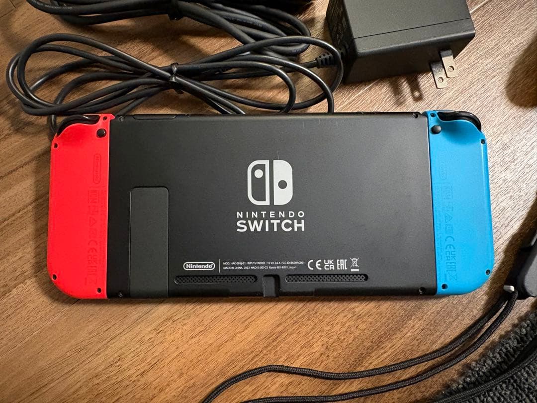 Nintendo Switch 本体 スリムハードケース 32Gbメモリーカード