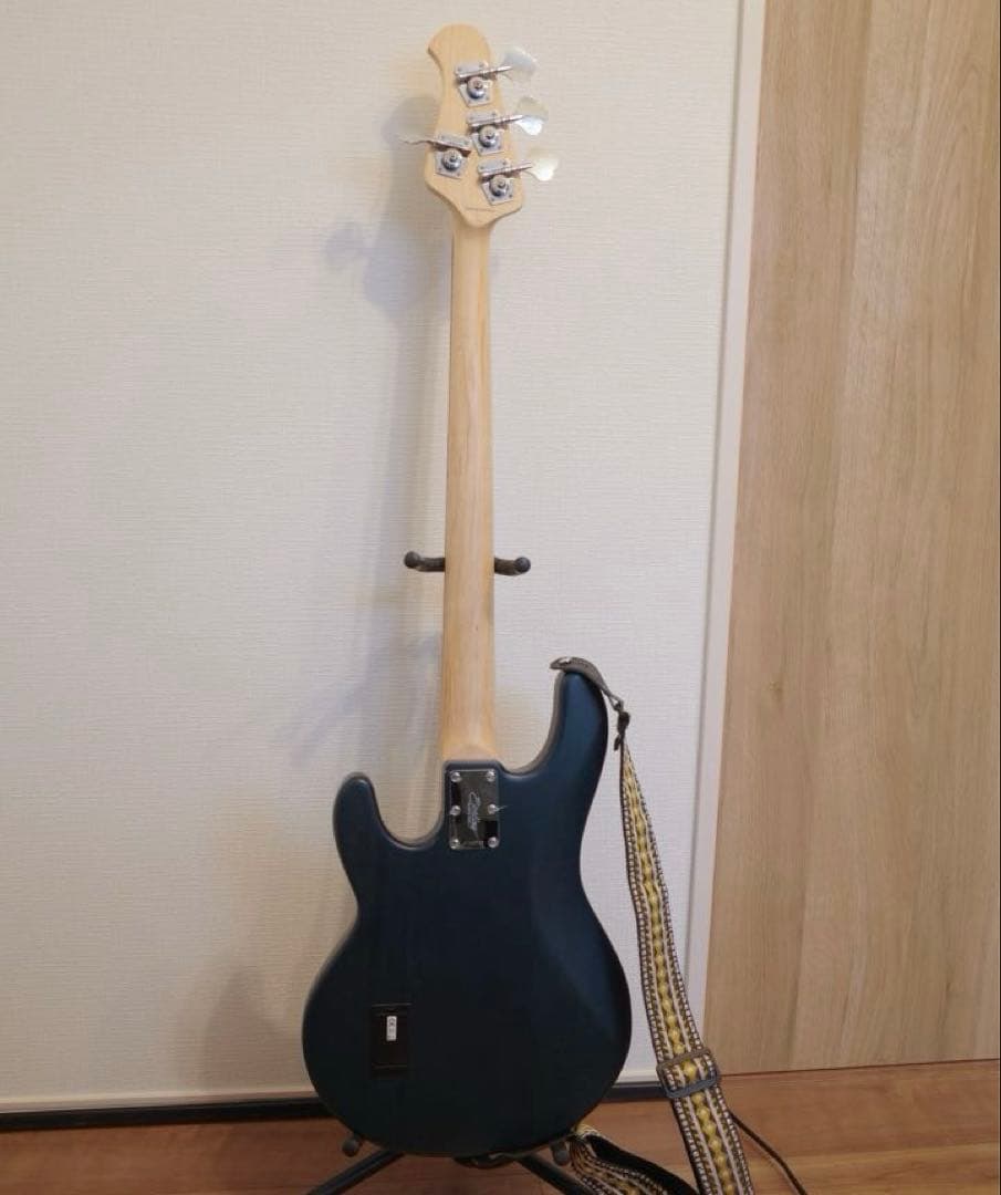 Sterling By Musicman RAY4 ネイビー エレキベース