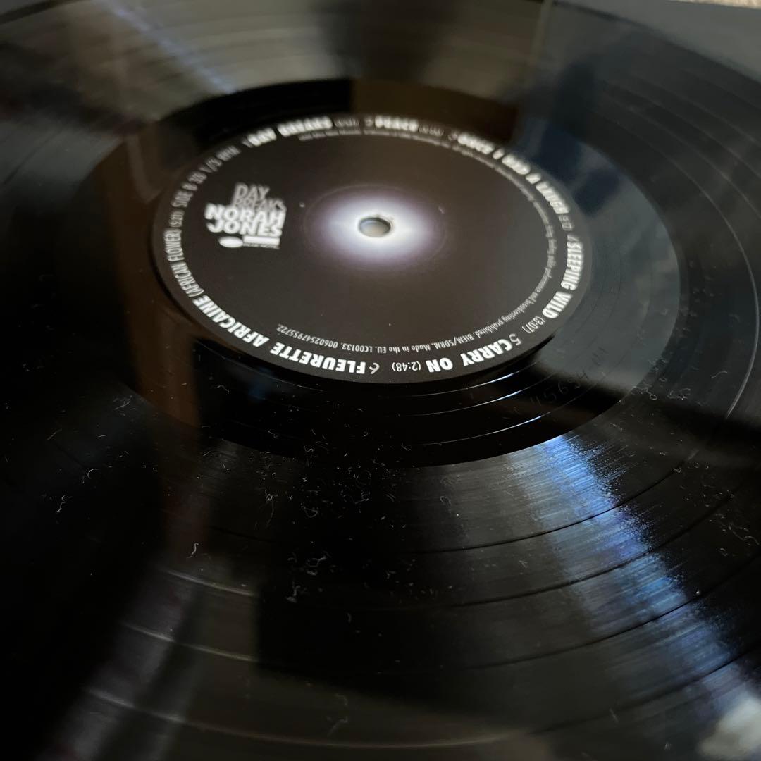 ノラ・ジョーンズ（DAY BREAKS / NORAH JONES) レコード
