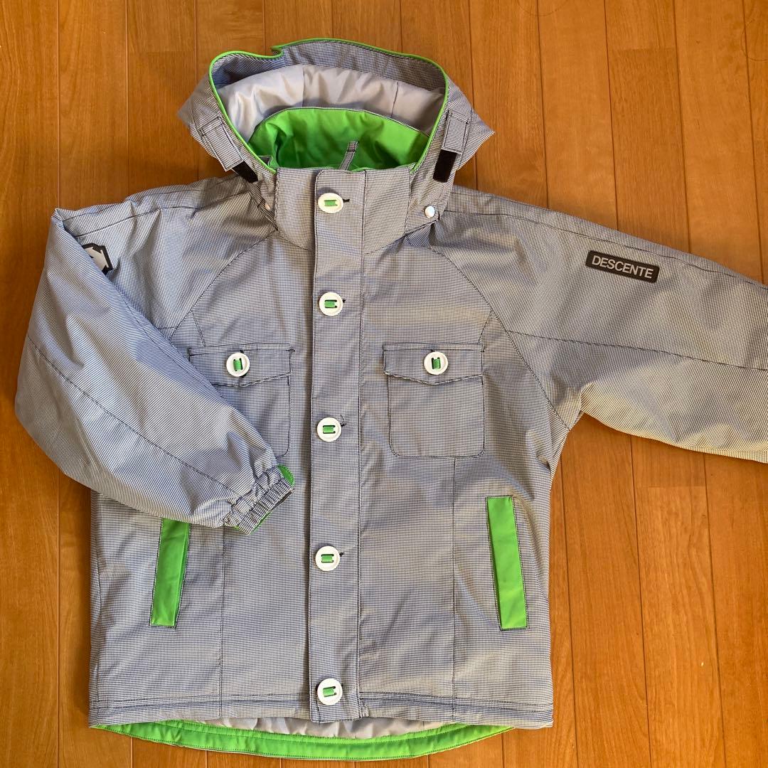 お値下げ！デサント DESCENTE スキーウェアー上下 140