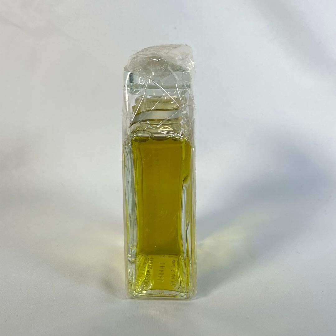未使用　シャネル No19 オードゥ パルファム 100ml