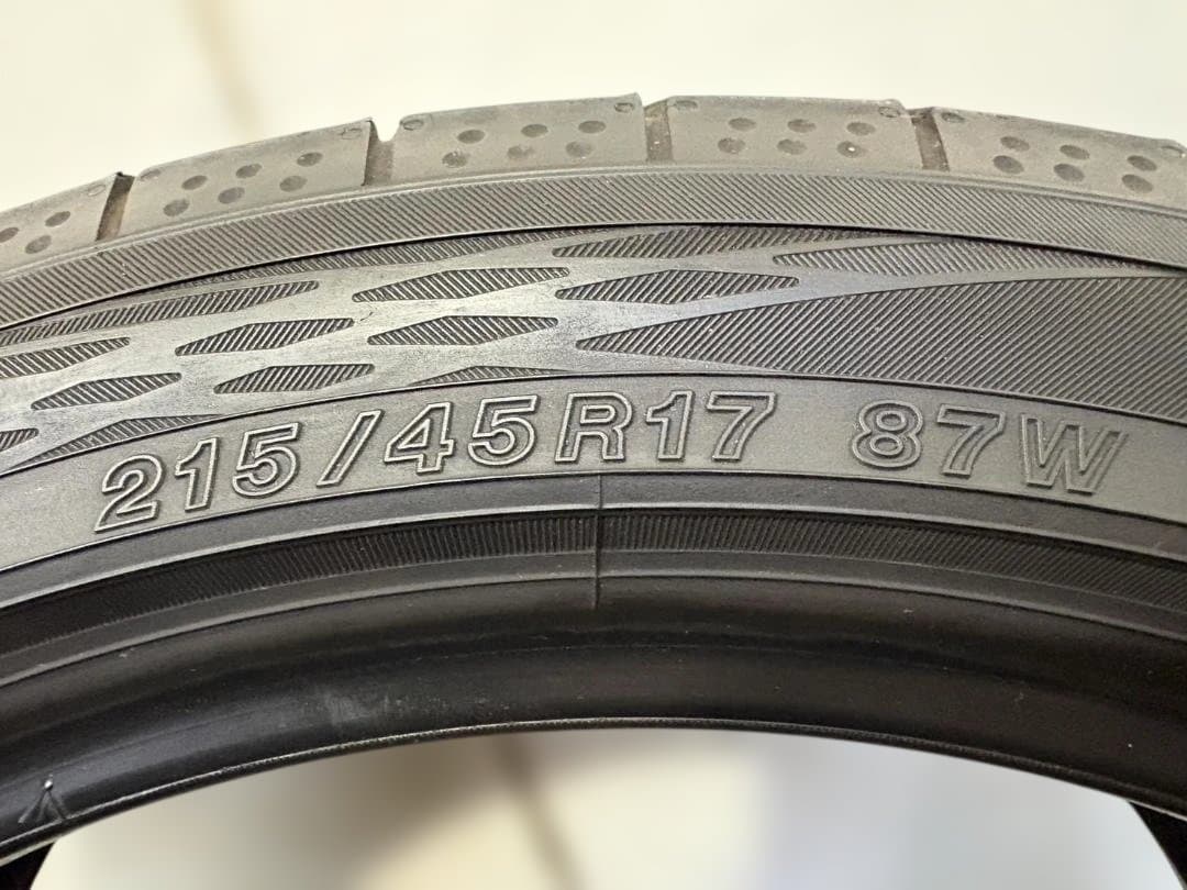 【送料無料】プリウス/カローラ等 2本交換用 訳あり特価 215/45R17